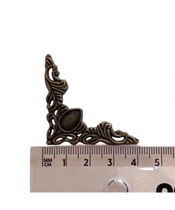 Metalni ugao - 4cm